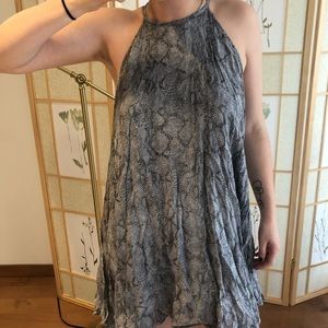 Snakeskin print FLOWY SHIFT dress